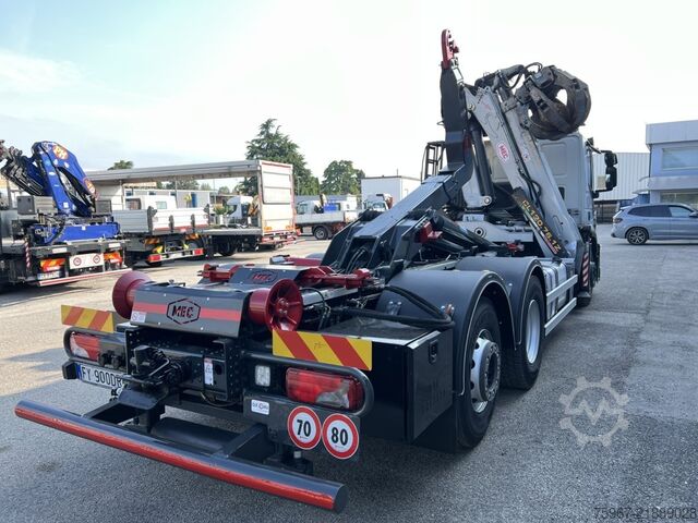 Camion scarrabile con gru Iveco Stralis 480