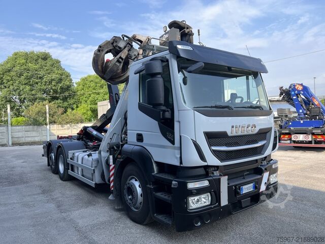 Camion scarrabile con gru Iveco Stralis 480