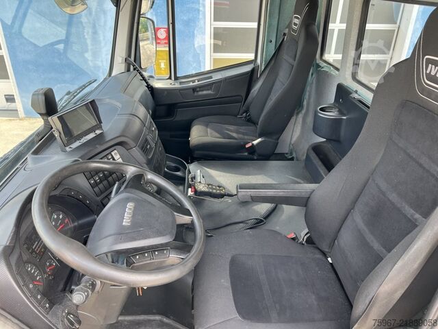Camion scarrabile con gru Iveco Stralis 480