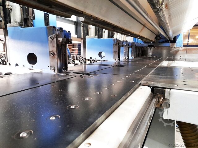 Automatic Loading Panel Saws HOLZMA HPL 510/43/22