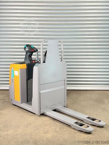 Horizontale orderverzamelaar Jungheinrich ECE 225 - Service Neu - Batterie 82%