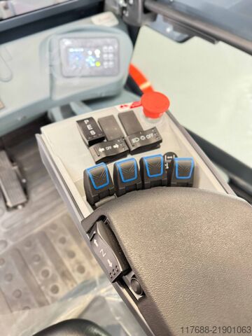 Veicolo elettrico a 4 ruote Heli CPD 100 -NEU- 6 Jahre Garantie Akku -33% Förderung