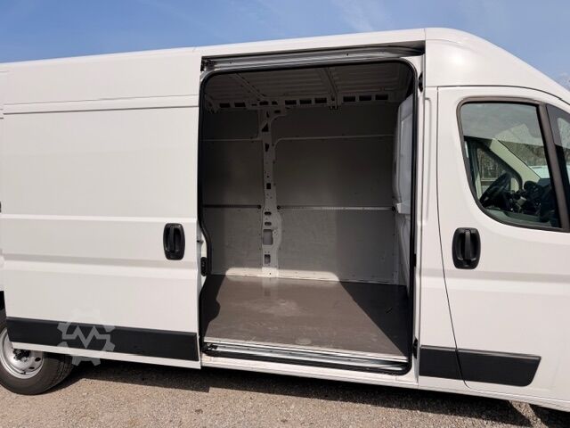 Vysoký a prodloužený skříňový vůz FIAT Ducato 35 L3H2 140 Multijet FACELIFT