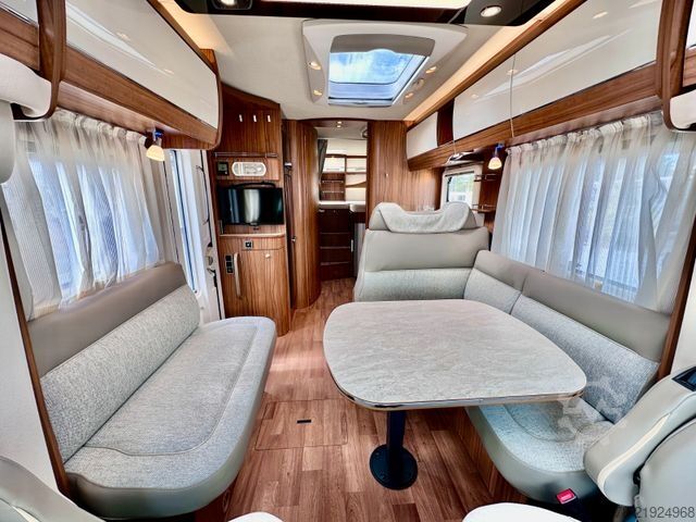Teilintegriertes Wohnmobil HYMER/ERIBA Tramp T 704 SL *d*