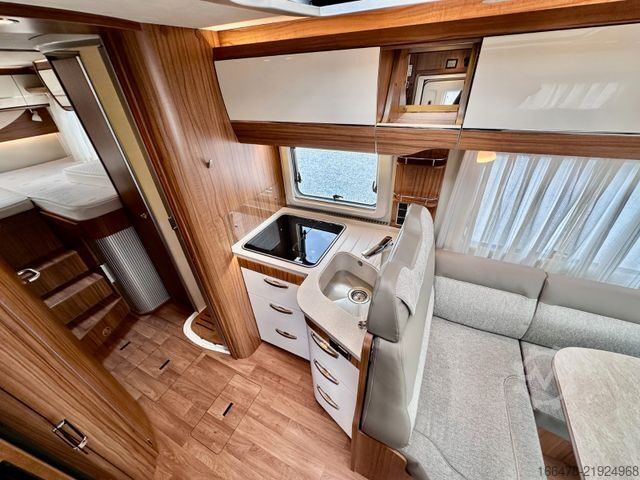 Teilintegriertes Wohnmobil HYMER/ERIBA Tramp T 704 SL *d*
