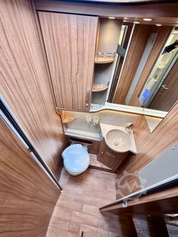 Teilintegriertes Wohnmobil HYMER/ERIBA Tramp T 704 SL *d*