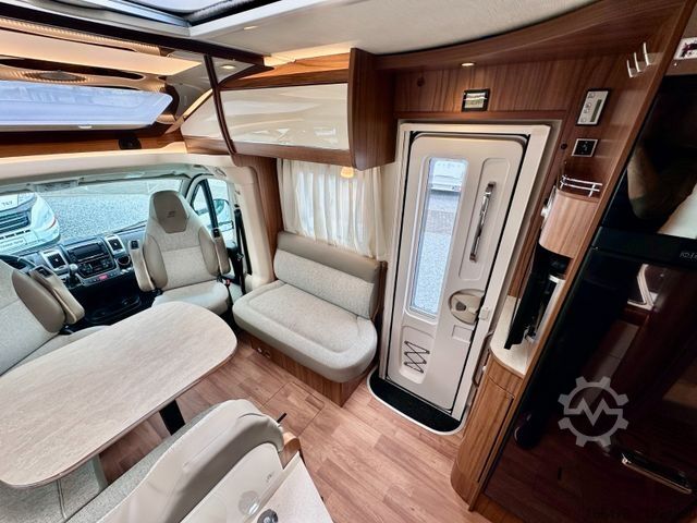 Teilintegriertes Wohnmobil HYMER/ERIBA Tramp T 704 SL *d*