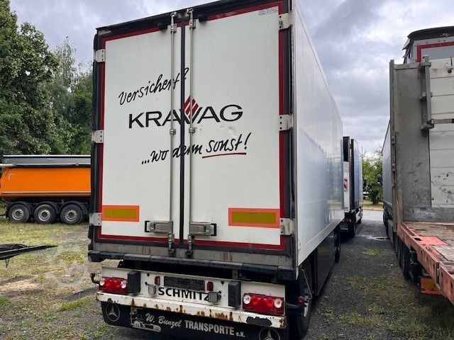 Koeltrailers SCHMITZ CARGOBULL TK Anhänger Thermoking SL100 Rohrbahn Fleisch