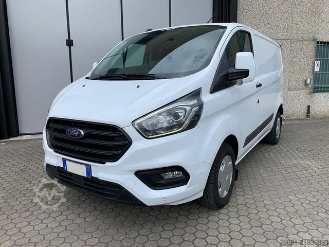 Dodávka s vysokou střechou Ford Custom 280 Van L1   Km solo 88.000
