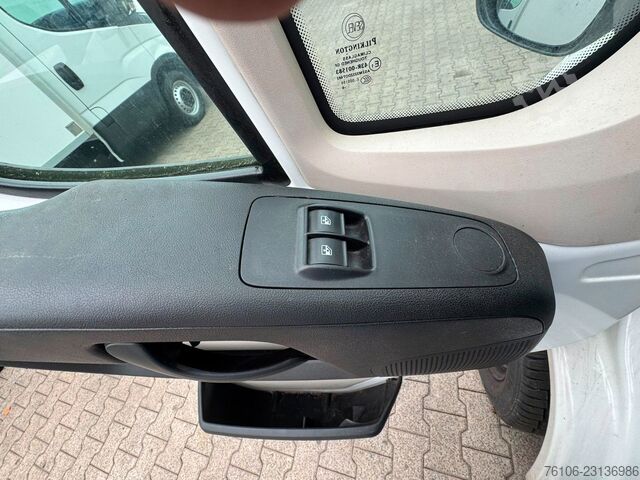 Κλειστό βαν PEUGEOT Boxer Koffer ** Motorschade **FESTPREIS