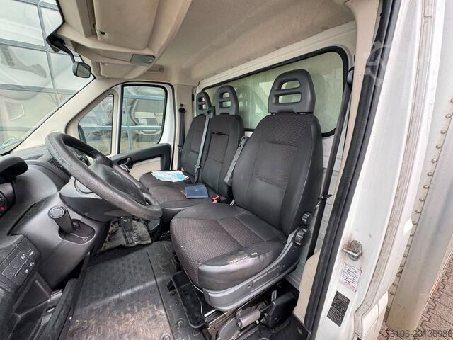 Κλειστό βαν PEUGEOT Boxer Koffer ** Motorschade **FESTPREIS