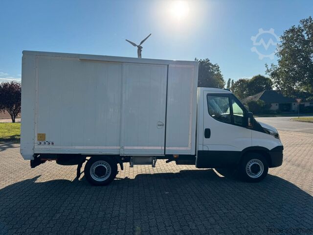 Transporter mit Koffer IVECO Daily 35S13 Koffer mit Ladebordwand*Klima*