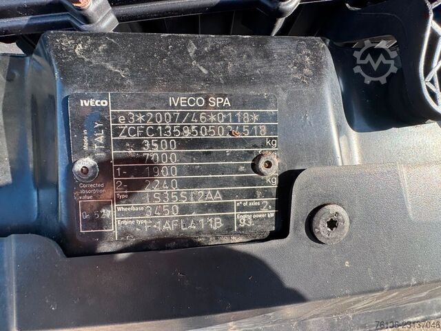 Transporter mit Koffer IVECO Daily 35S13 Koffer mit Ladebordwand*Klima*