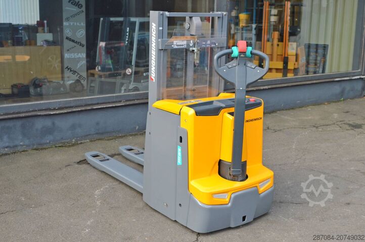 Στοίβαξη παλετών Jungheinrich EJD 222