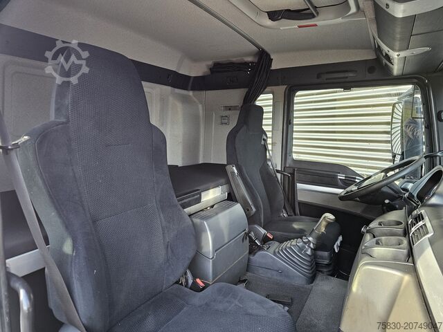 MAN TGS 26.480 6x6 / Grue HIAB / Tracteur routier + camion fourgon MAN TGS 26.480 6x6 / HIAB CRANE / TRACTOR + BOX TRUCK