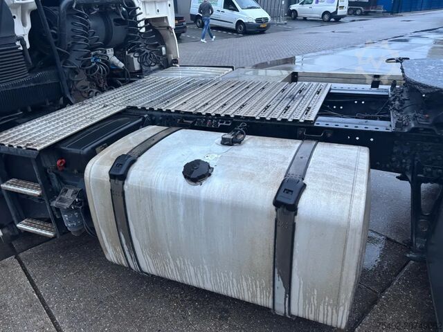 Standard tractor MAN TGX 18.460 Automatic / Euro 6