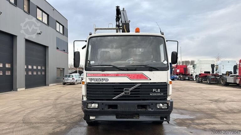 Tipper with crane Volvo FL 6-18 (MANUAL PUMP / CRANE HIAB 090 / STEEL S...