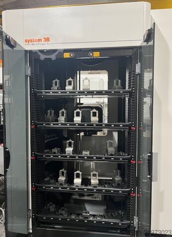 Universeel 5-assig bewerkingscentrum MIKRON HPM 450U +SYSTEM 3R WORKPARTNER
