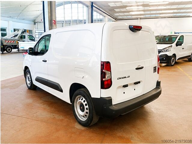 Fourgon tôlé Fiat Doblo Cargo