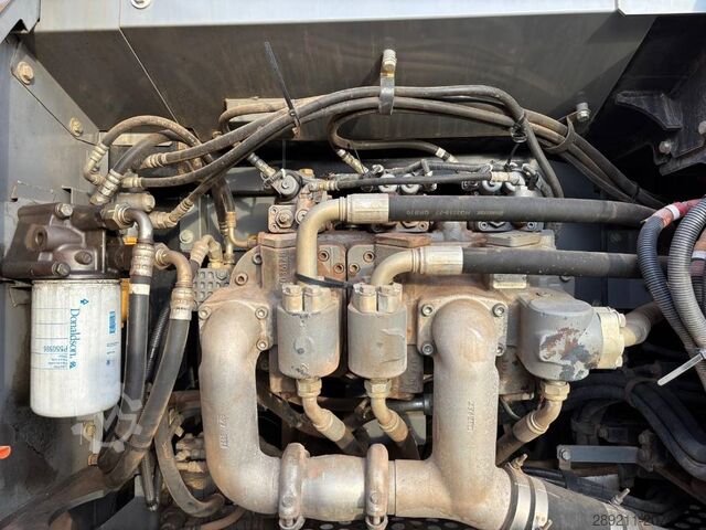 ερπυστριοφόρος εκσκαφέας Hitachi ZX 350 LC-6 (Comes with 2 Buckets)