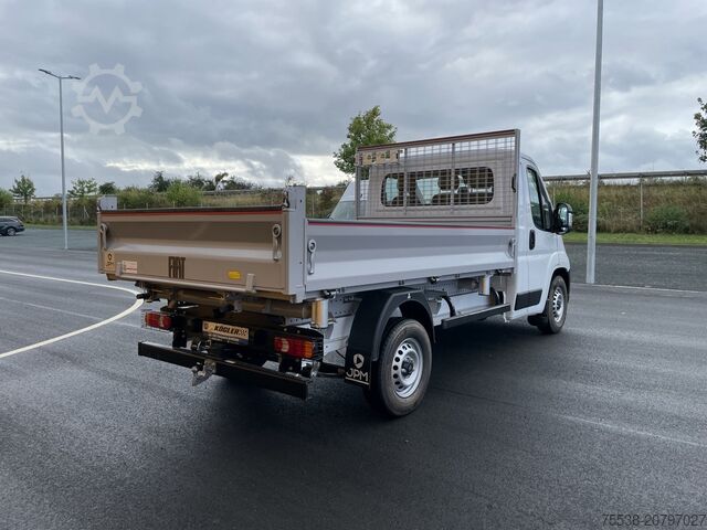 Autoutilitară basculantă Fiat Ducato