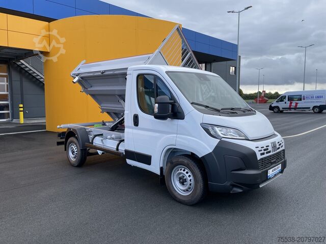 Autoutilitară basculantă Fiat Ducato