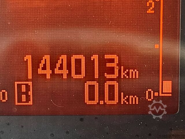 Bakwagen RENAULT D 180 150-35 3.5T