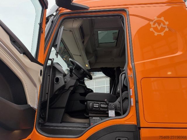 Standard nyergesvontató IVECO S-Way AS440S46T/FP / Kipp-Hydraulik