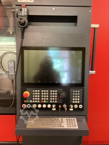 Verticale bewerkingscentrum Emco MMV 2000