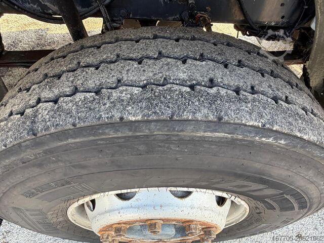 Betonszállító teherautó Astra HD9 84.48-80