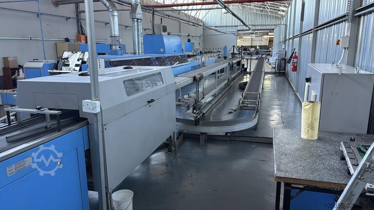 Klebebindelinie mit Gazeanbringung MÜLLER MARTINI ‘Acoro A5’ Perfect Binding Line