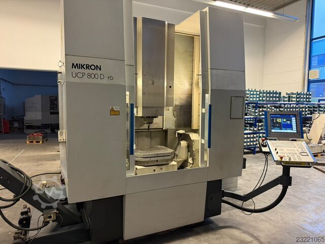 Centro di lavoro CNC a 5 assi Mikron UCP 800 Duro