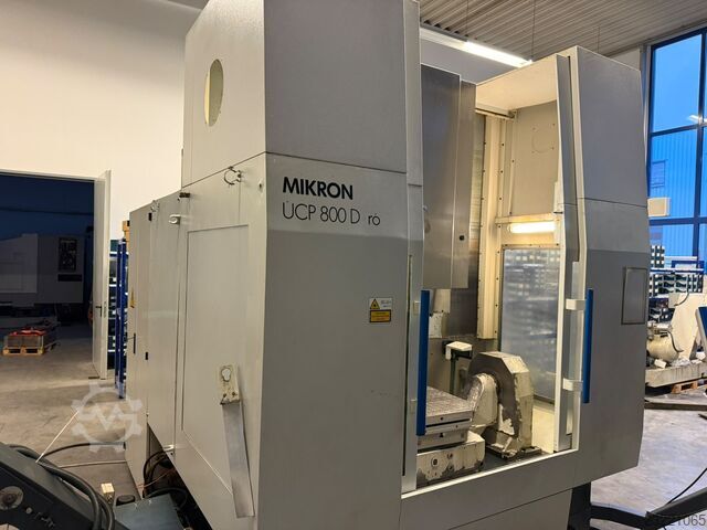 Centro di lavoro CNC a 5 assi Mikron UCP 800 Duro