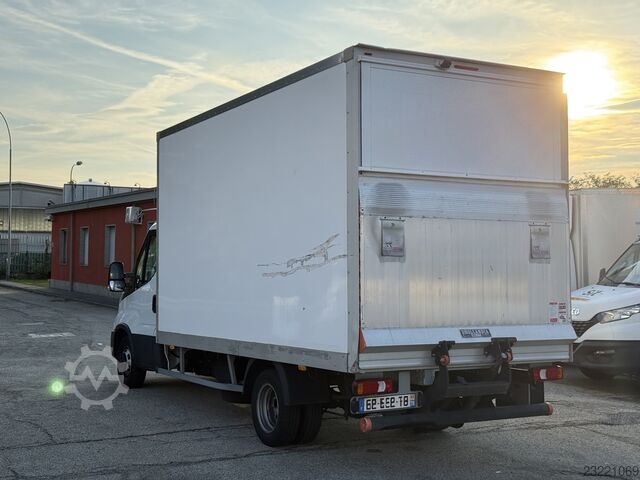 Furgone chiuso Iveco Daily 35-160