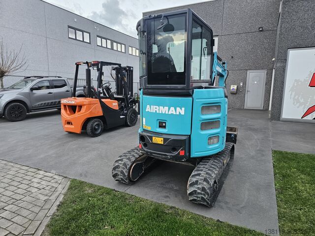 Mini excavator Airman ax26