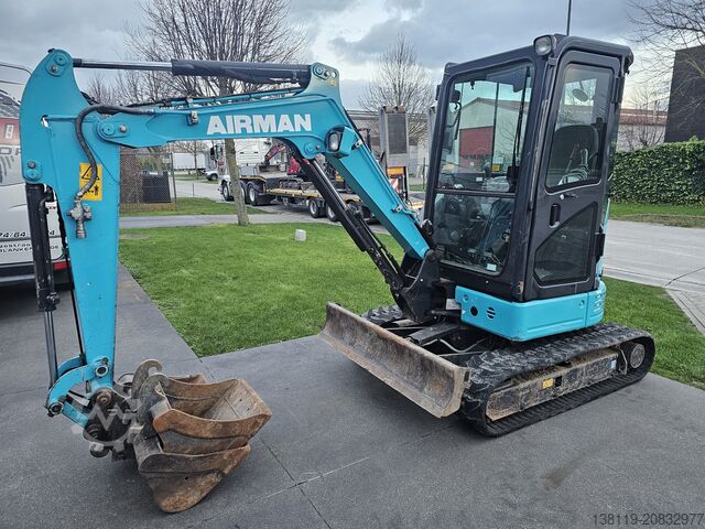 Mini excavator Airman ax26