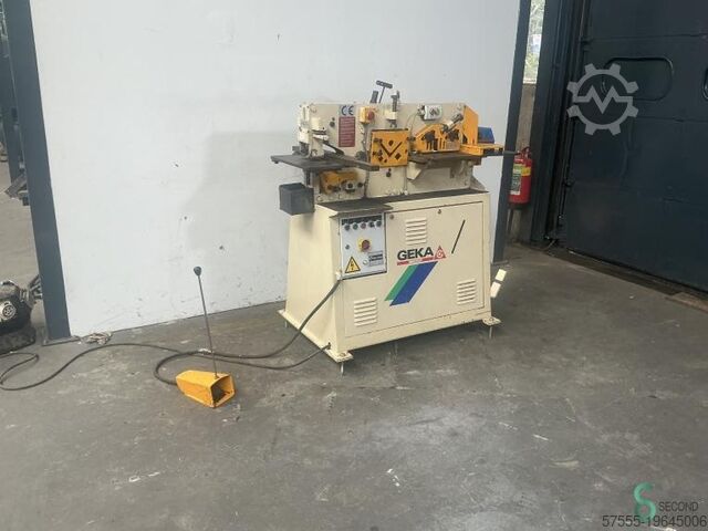 Presse punzonatrici e cesoie Geka Minicrop 45 1996 Geka Minicrop 45 Minicrop
