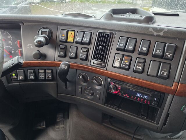 Hakowiec Volvo FH12 6X2 460Hp Kran HIAB XS 122E-4 HIDUO