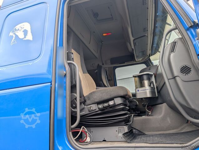 Kanca kasalı yük kamyonu (roll-off) Volvo FH520-37 8x4 JOAB Lift+Lenk Blatt/Luft
