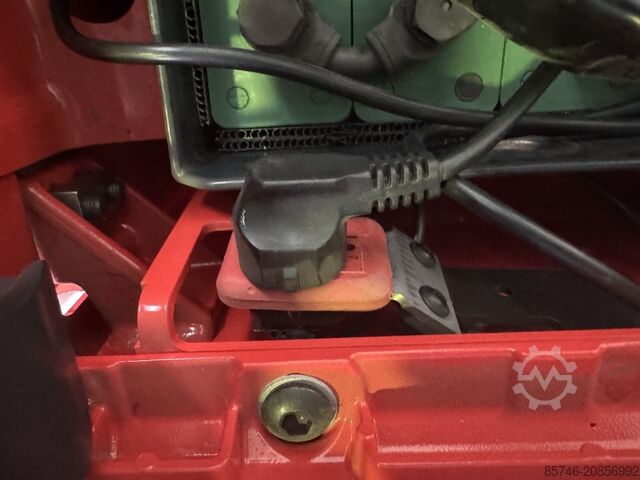 L 20 as (1173) NEW / Unused !! (1.2 T @ 1000 MM !! ) LINDE L 20 as ( 1173 ) NEW / Unused !! ( 1.2 T @ 1000 MM !! )