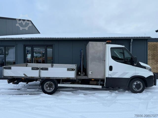 Platformslastbil med kran Iveco Daily 40C18 3.0 PICK-UP Amco Veba 602T KRAAN Eu...