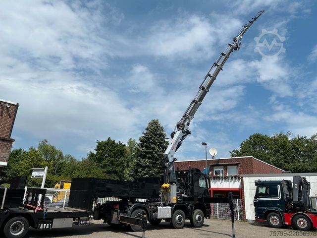 Těžkotonážní nákladní vůz MERCEDES-BENZ 2651 SZM+HIAB 638 Kran6x6 ausziehbarer Tieflader