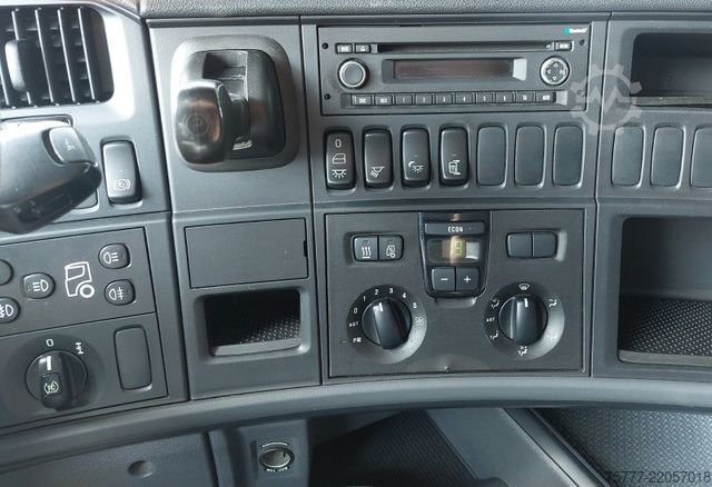 Standard dragbil SCANIA R450 Highline-Retarder-ACC-Opticruise