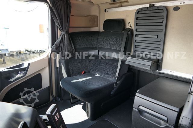 Biltransport lastbil MERCEDES-BENZ Actros 1846 BigSpace Kässbohrer Komplettzug