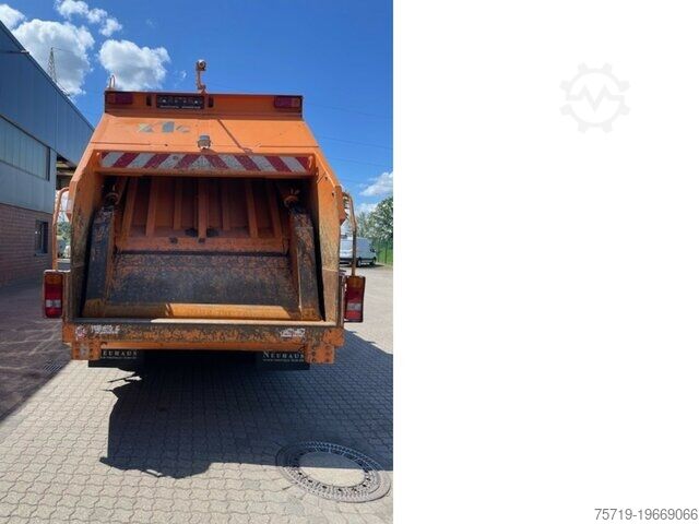 Vuilniswagen Mercedes-Benz 2633 Econic 6x2 EEV Haller X1
