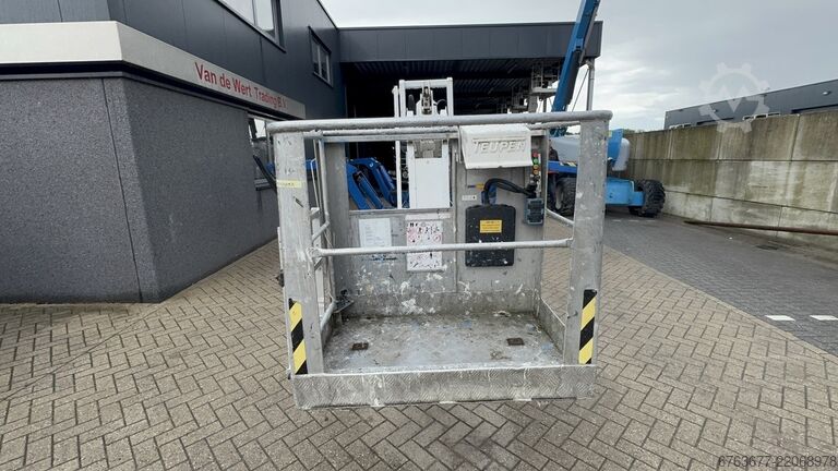 Teupen Leo 30T Rups Hoogwerker / Crawler Telescopic Boom Lift 30 Meter Werkhoogte 2007 TEUPEN Leo 30T Rups Hoogwerker / Crawler Telescopic Boom Lift 30 Meter Werkhoogte 2007