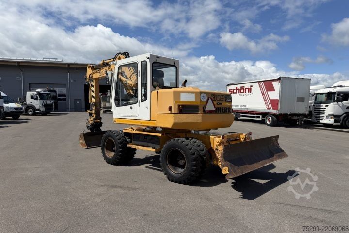 Yol silindiri Liebherr 308 Mobilbagger / Swiss-Vehicle