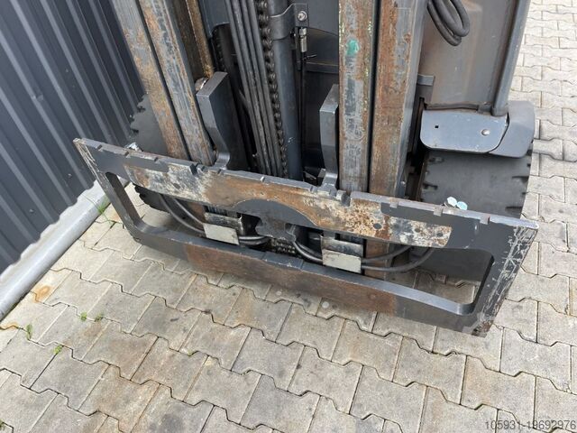 Elektrisk 4 -hjulet gaffeltruck Linde E35HL-01