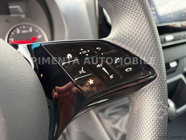 Vrachtwagen met bakwagen MERCEDES-BENZ Sprinter 517 5,5t TRANKOFFER 2,40mH LBW RFK TEMP