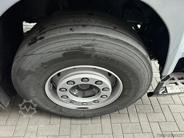 Vrachtwagen met kraan DAF CF 460 8X2 BAKWAGEN MET FASSI F660RA.2.27 XHE-D...